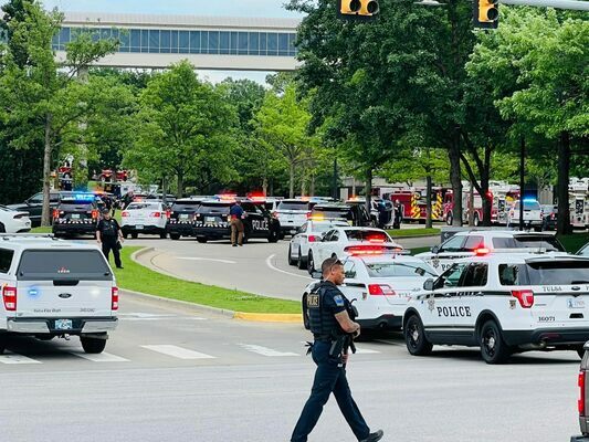 Multiple law enforcement agencies on the scene of a mass shooting event at St. Francis hospital in Tulsa on Wednesday.
Photo courtesy of Tulsa Police Department via Facebook