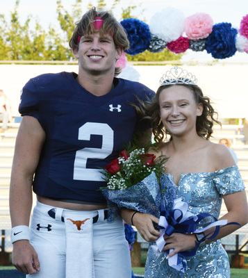Marlow Outlaw's Cade Gilbert (2) was crowning captain for the 2023 Homecoming event. Kirsten Travis was crowned as HOCO queen. Photo by Toni Hopper/The Marlow Review